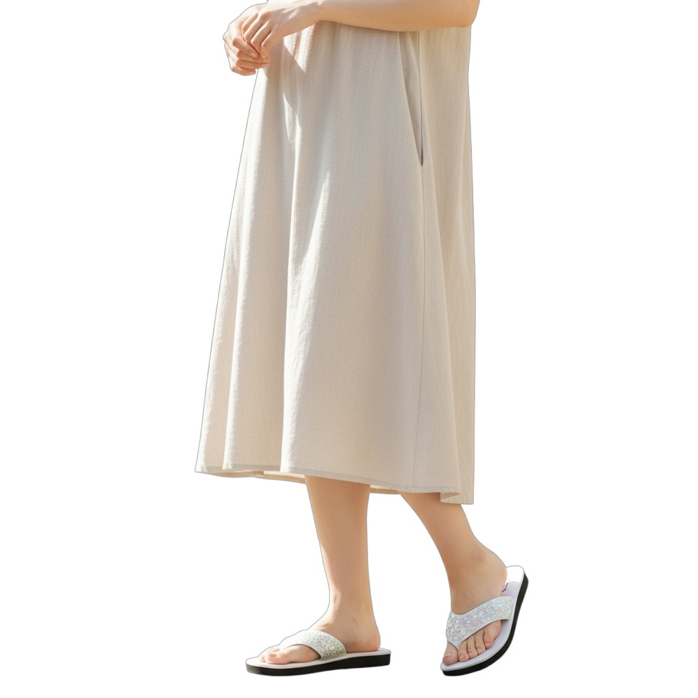 Easy USA White Rhinestone Sandals Size 8